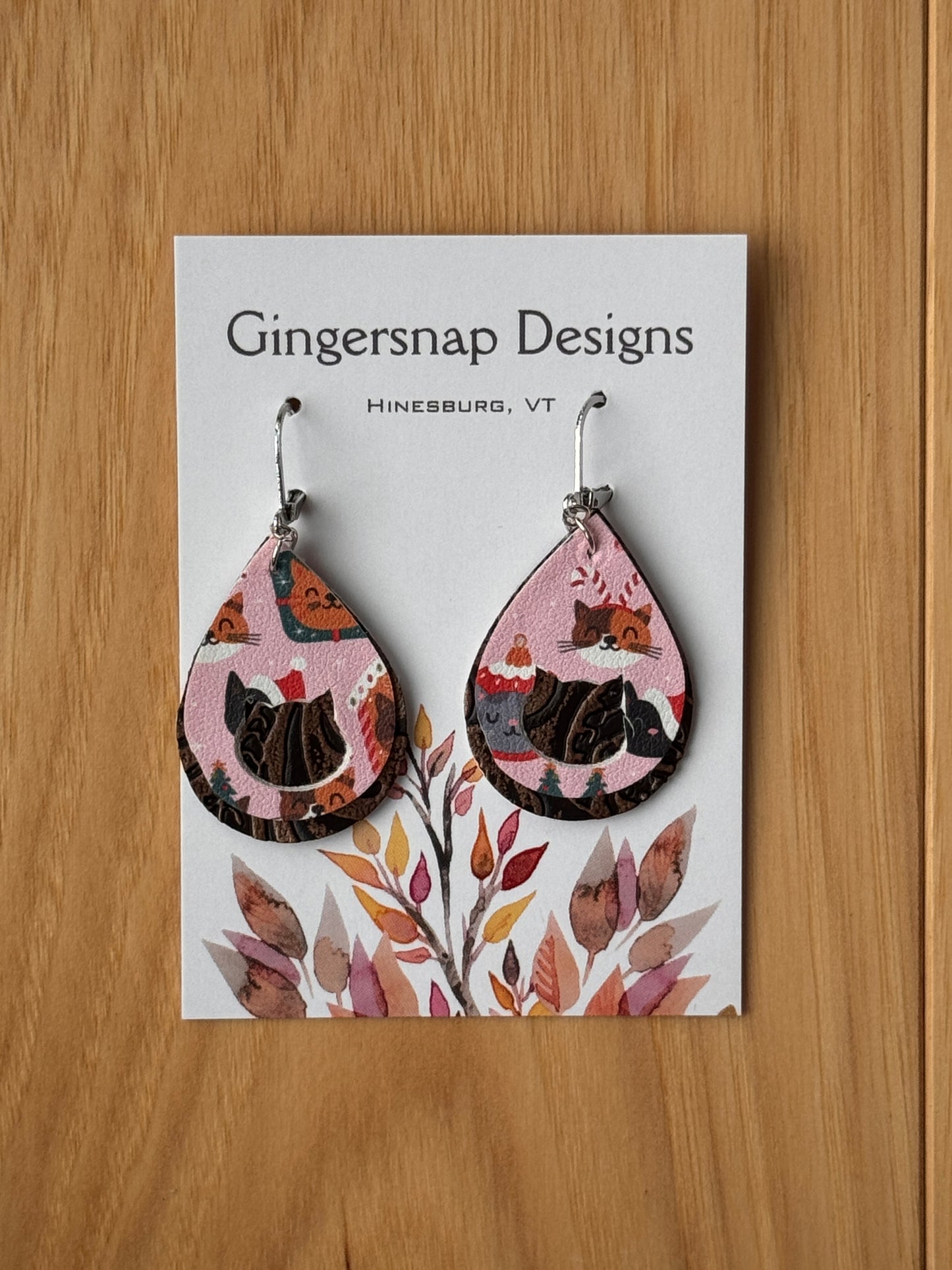 Small holiday cat cut out earrings