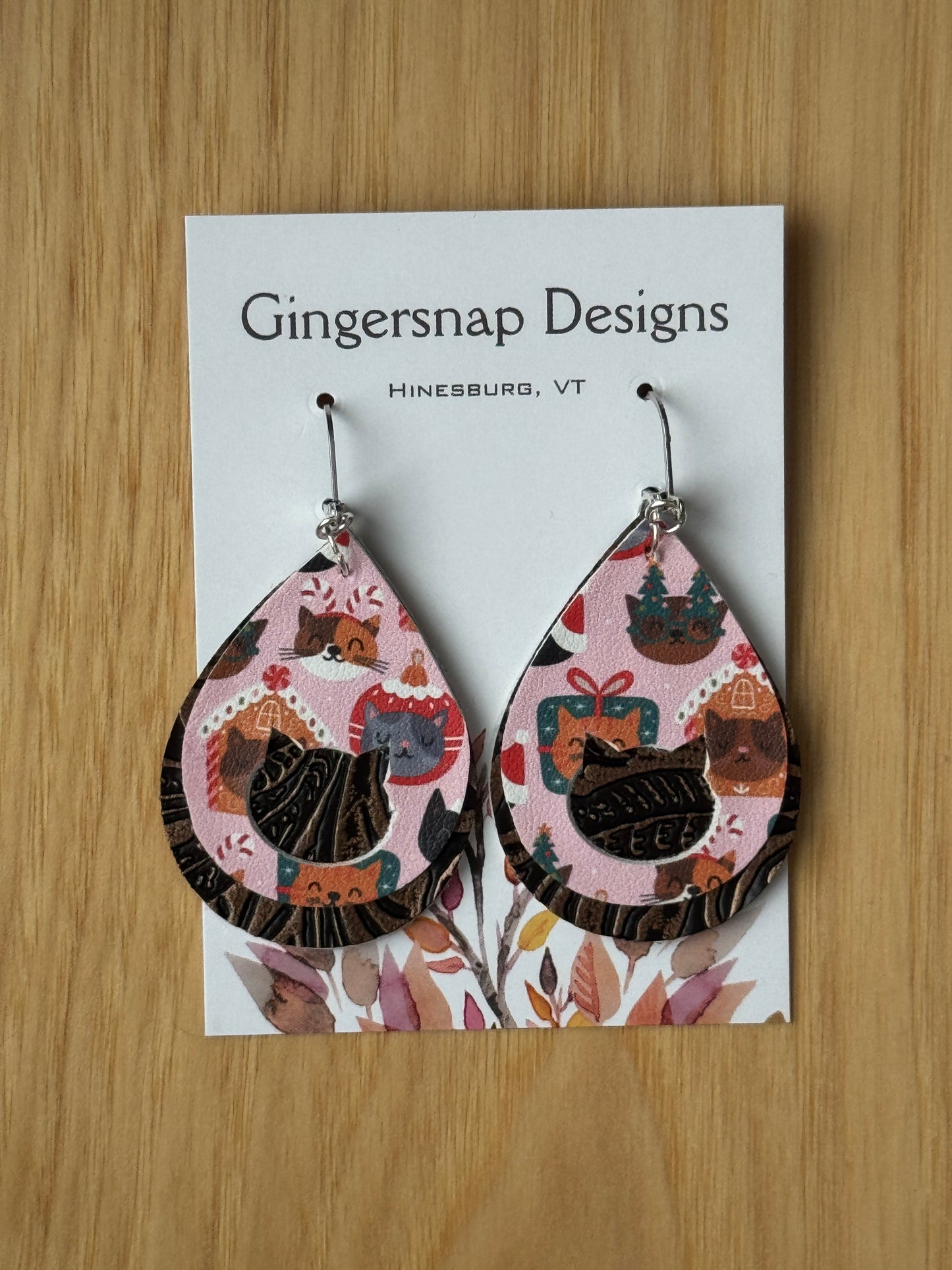 Medium holiday cat cut out earrings