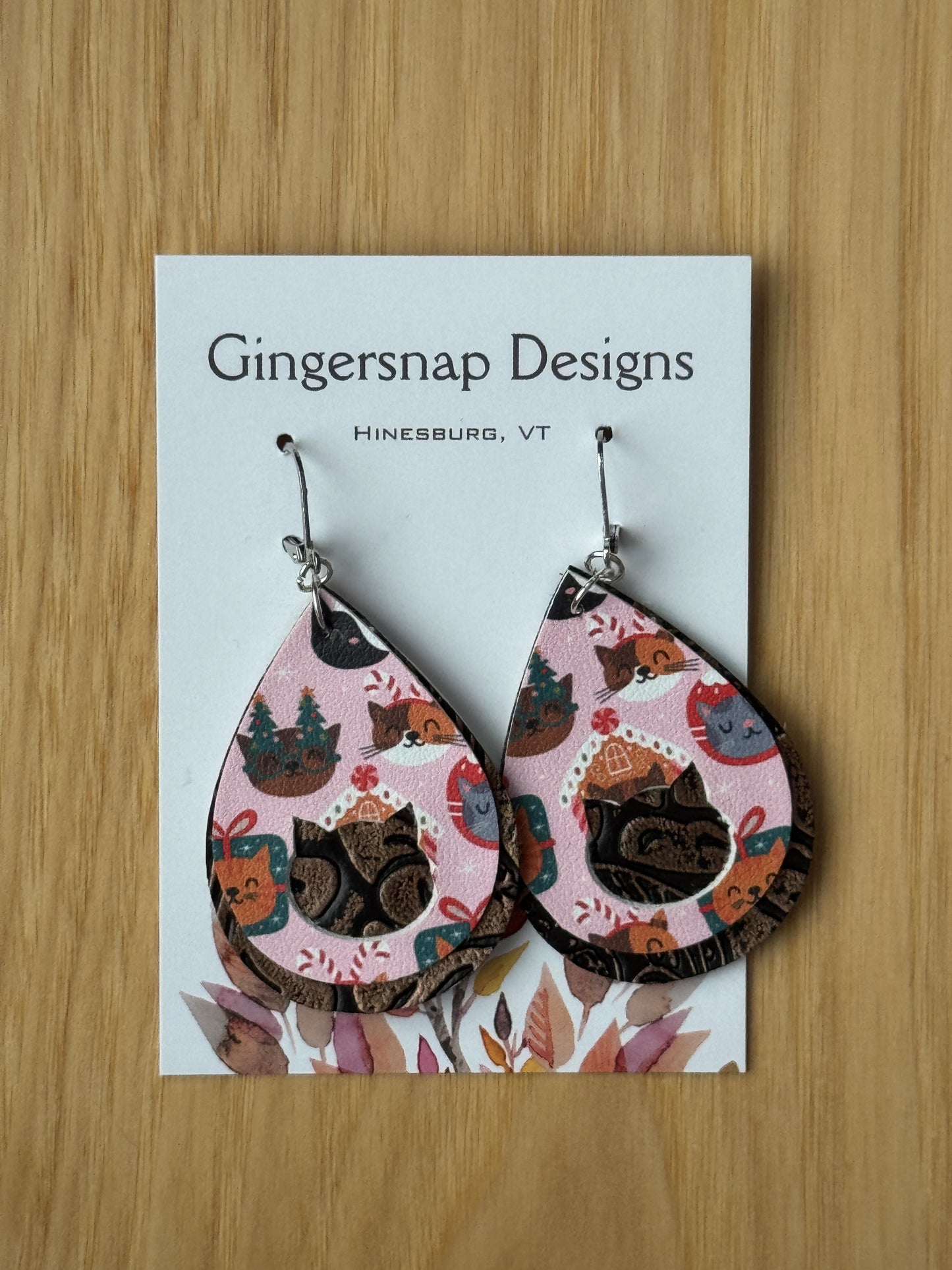 Medium holiday cat cut out earrings