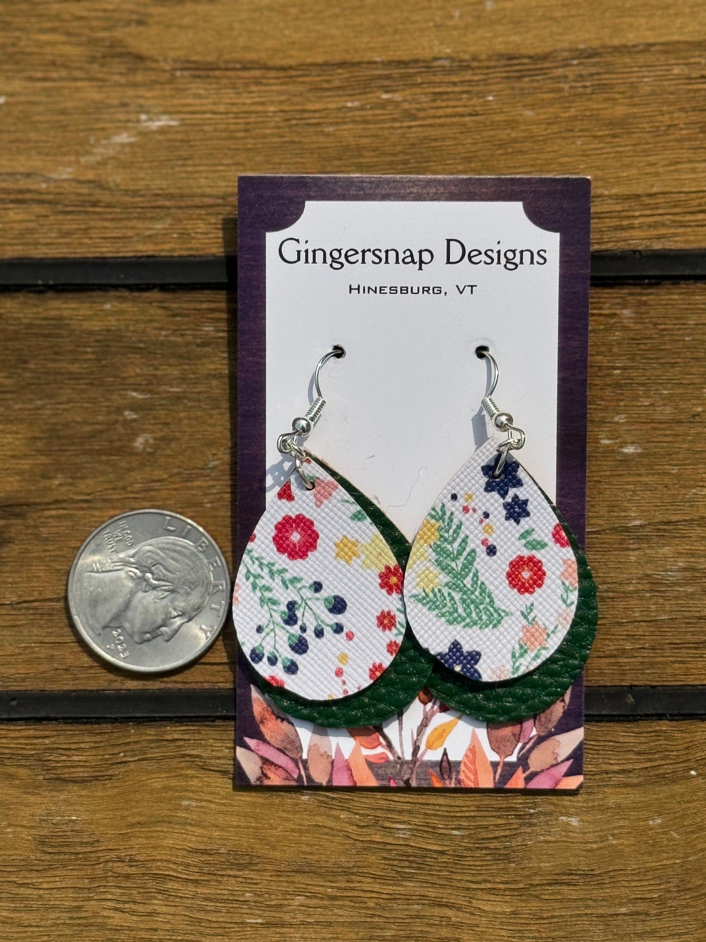 Small Green floral earrings