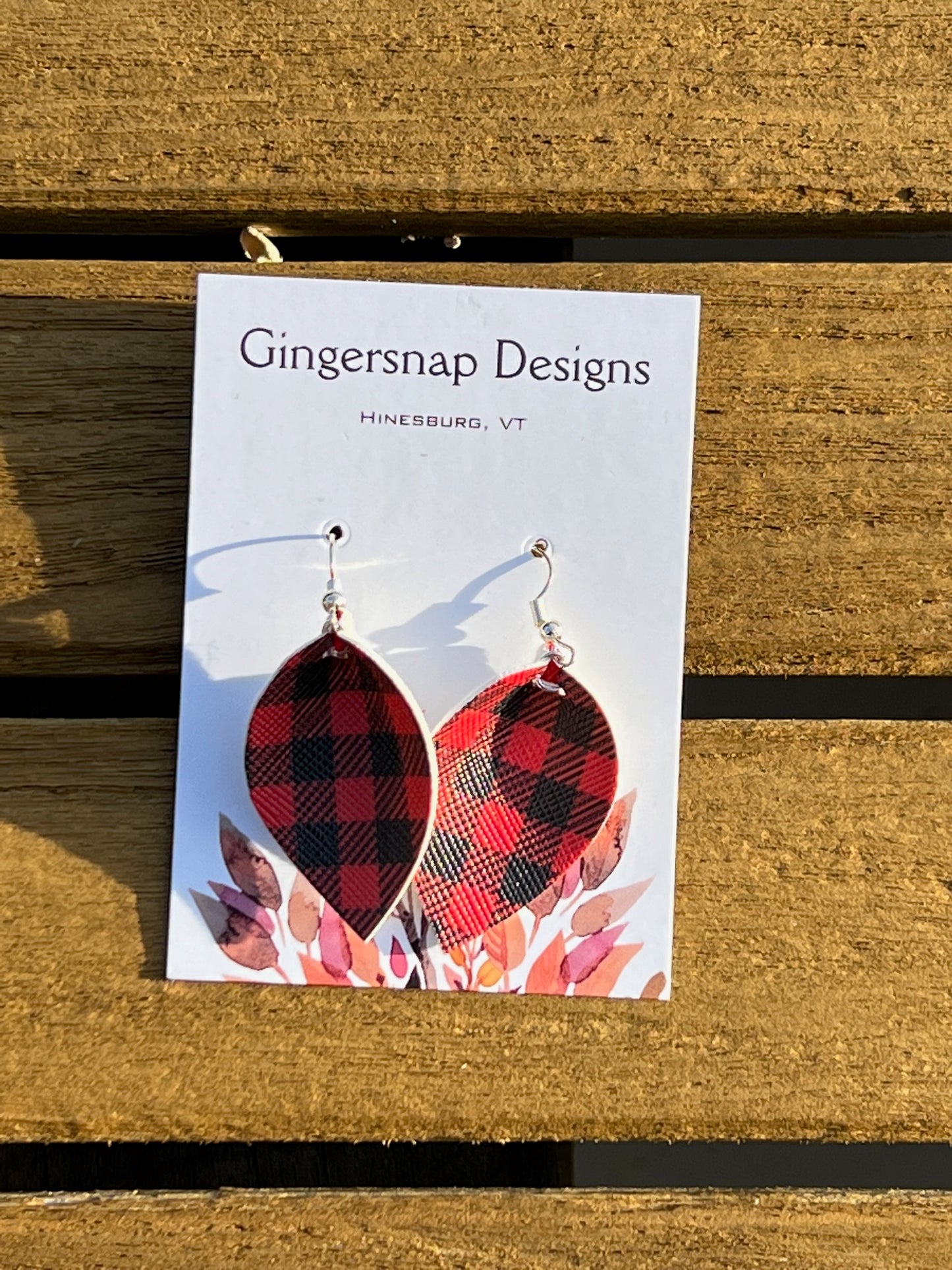 XS curved Red & Black Plaid Earrings