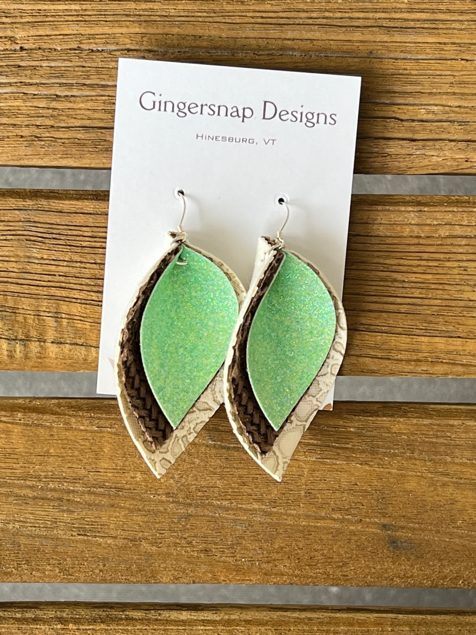 Large curved earthy colors