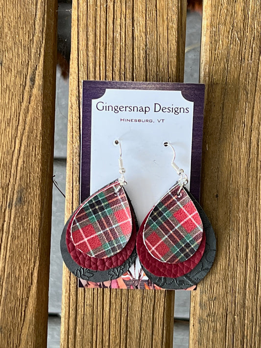 Small holiday plaid flats