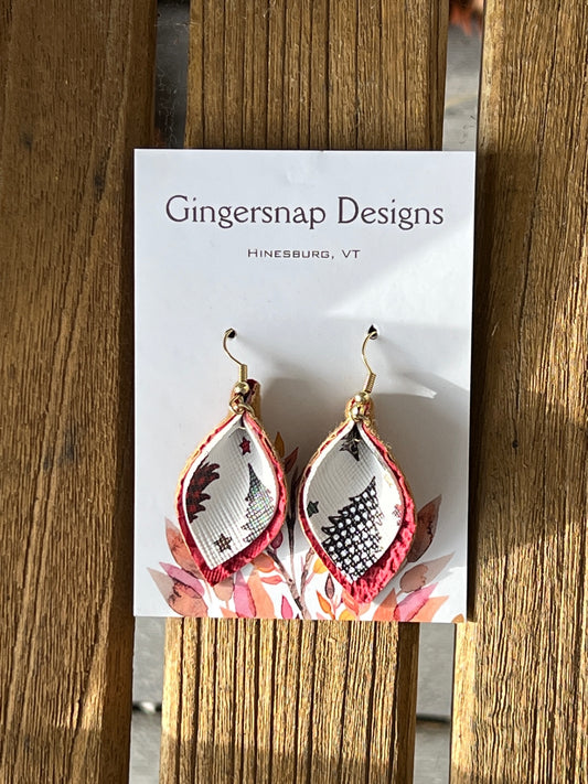 XS curved Holiday plaid trees earrings