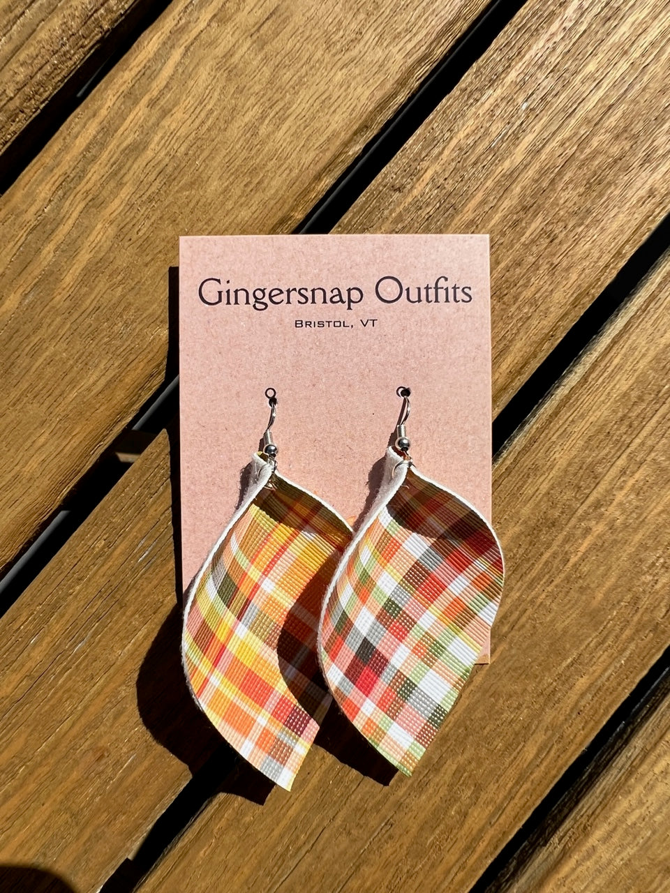 Large Curved Fall Plaid