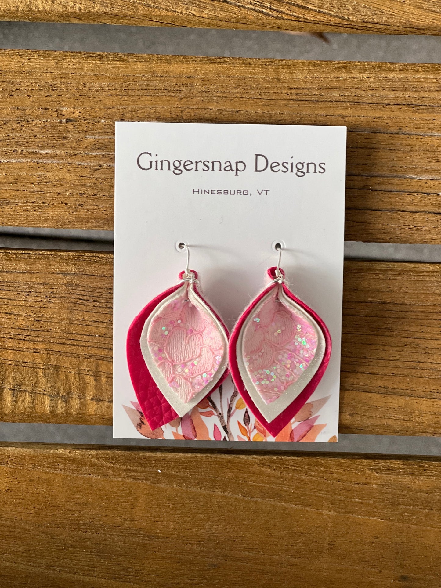 Small Pink Lace Curved Gingersnap Original earrings
